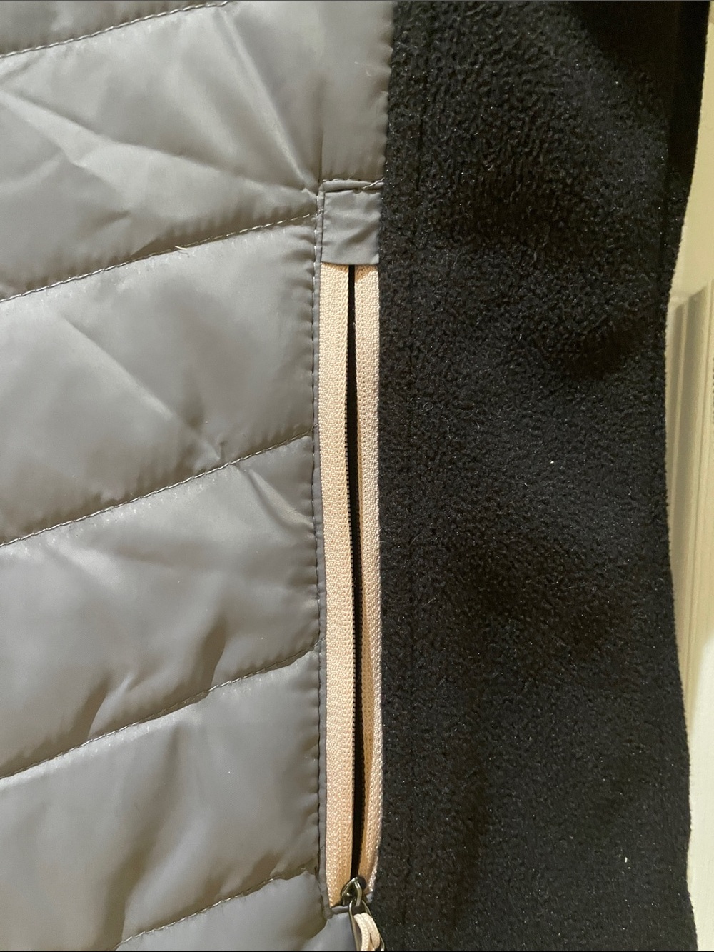 New Balance Hybrid Puffer Fleece Jacket M Colorblock Athleisure - Picture 3 of 10